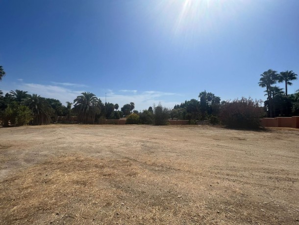 Plot for sale in The Golden Mile, Marbella