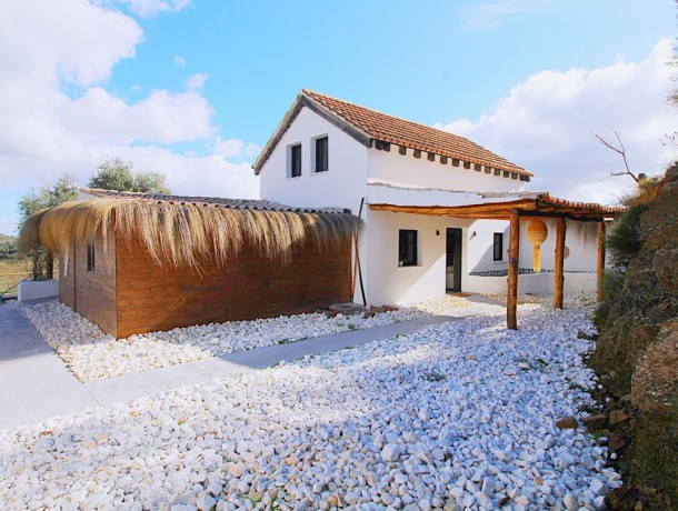 Villa for sale in Monda, Marbella