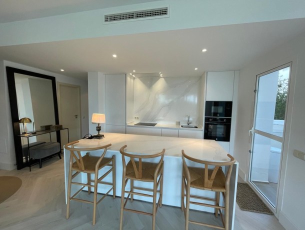 Apartment for sale in Casares, Marbella