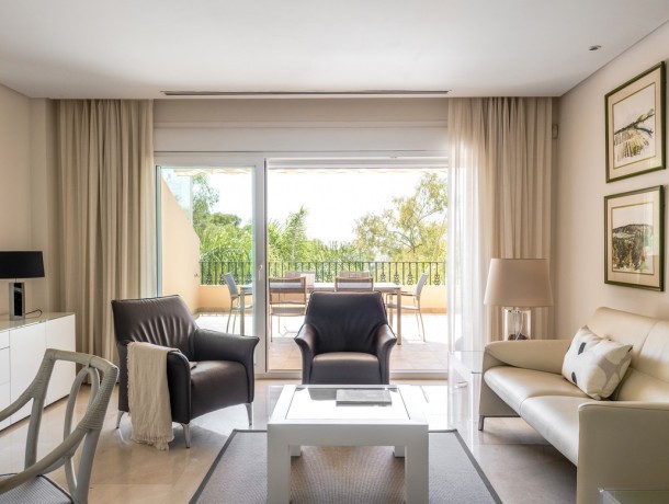 Apartment for sale in Nueva Andalucía, Marbella
