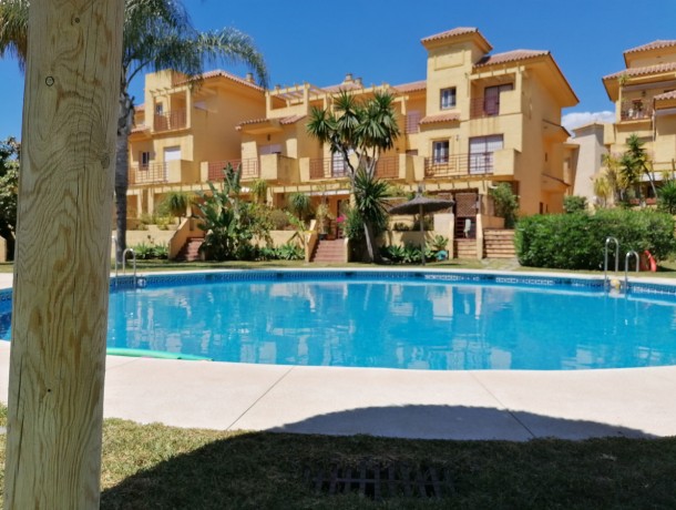 Townhouse for sale in Estepona, Marbella