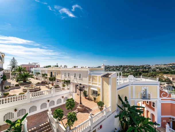 Townhouse for sale in Aloha, Marbella