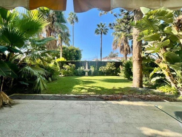 Apartment for sale in Guadalmina Baja, Marbella
