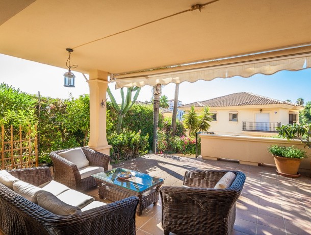 Villa for sale in Riviera del Sol, Marbella
