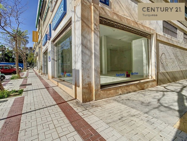 Commercial for sale in Cruz del Humilladero, Marbella