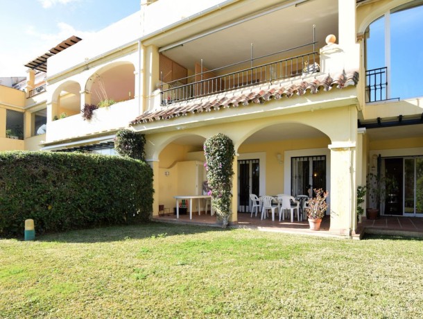 Apartment for sale in La Quinta, Marbella