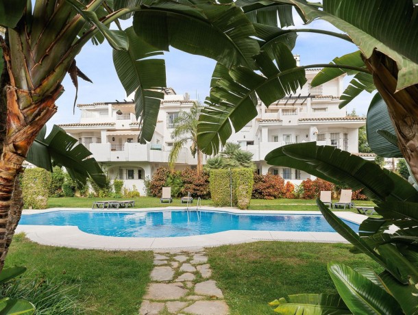 Apartment for sale in Nueva Andalucía, Marbella