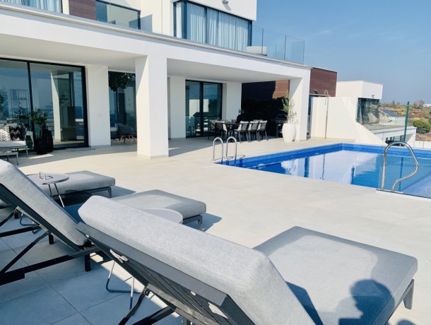 Villa for sale in La Cala de Mijas, Marbella