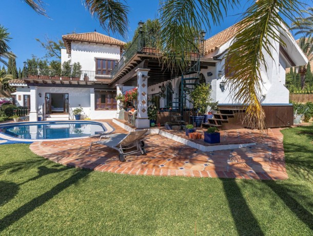 Villa for sale in The Golden Mile, Marbella