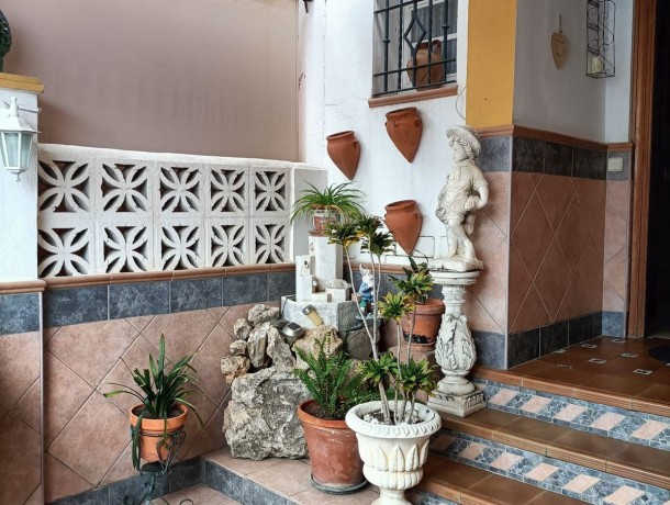 Villa for sale in Estepona, Marbella