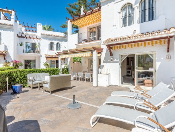 Townhouse for sale in San Pedro de Alcántara, Marbella
