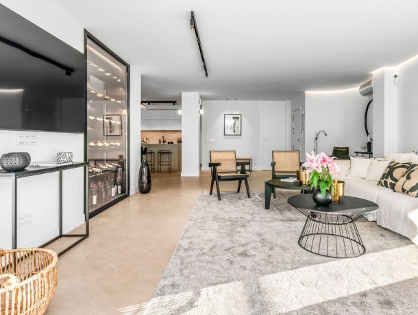 Apartment for sale in Nueva Andalucía, Marbella