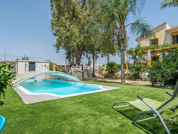 Villa for sale in Campanillas, Marbella