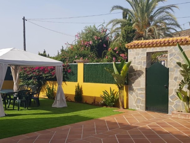 Villa for sale in San Pedro de Alcántara, Marbella