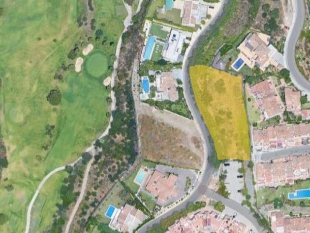 Plot for sale in Los Arqueros, Marbella
