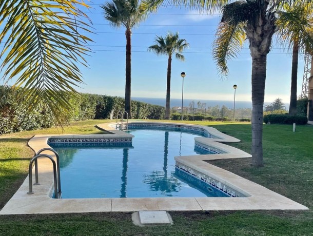 Villa for sale in Riviera del Sol, Marbella