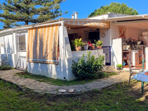 Villa for sale in Estepona, Marbella