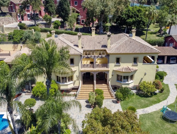 Villa for sale in Benahavís, Marbella