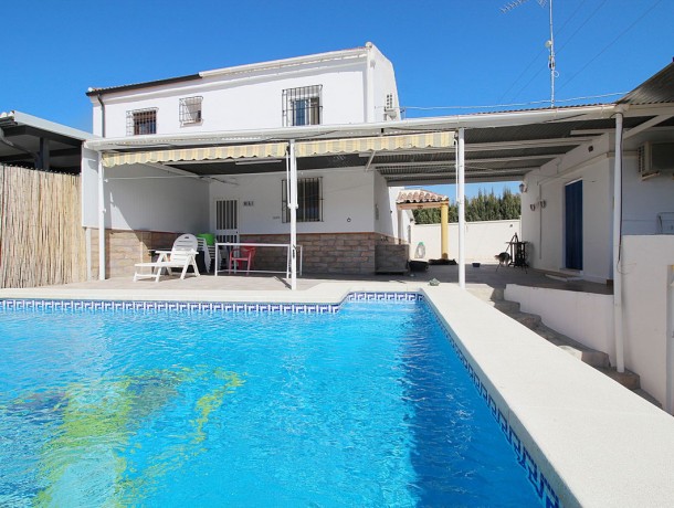 Villa for sale in Coín, Marbella