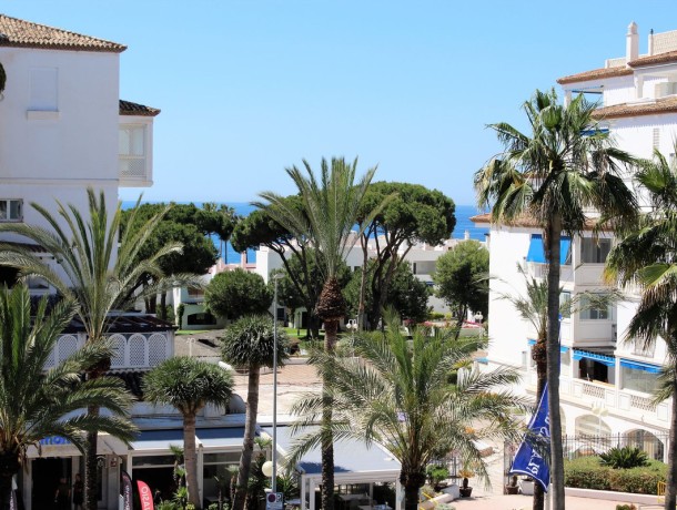 Apartment for sale in Puerto Banús, Marbella