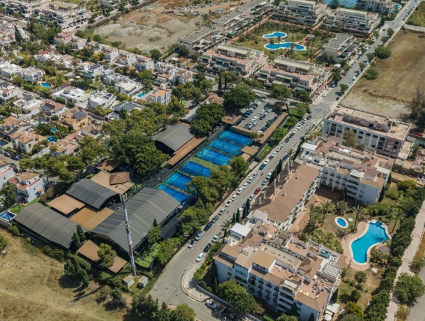 Apartment for sale in Nueva Andalucía, Marbella