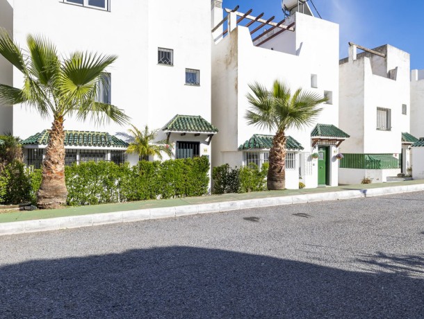 Townhouse for sale in Estepona, Marbella
