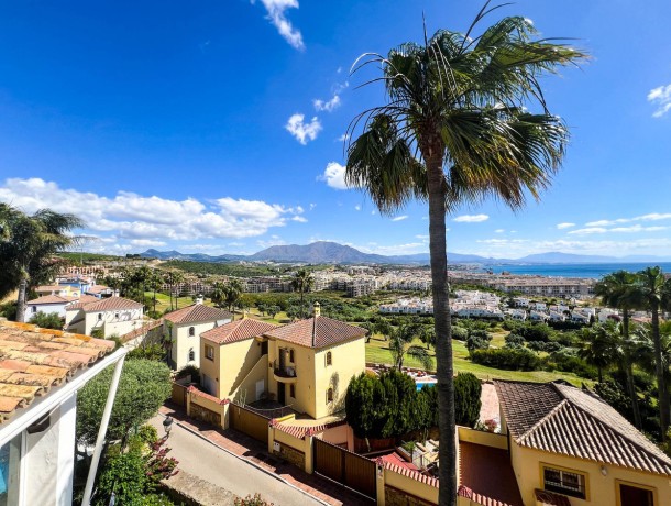 Townhouse for sale in La Duquesa, Marbella