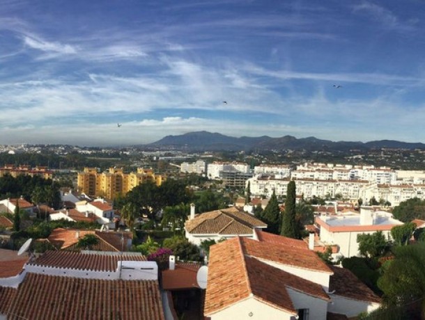 Villa for sale in Nueva Andalucía, Marbella