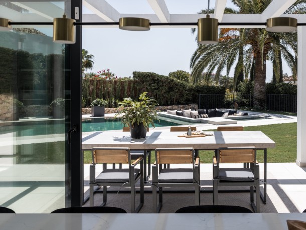 Villa for sale in Nueva Andalucía, Marbella