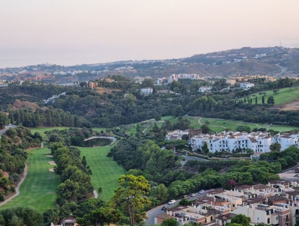 Apartment for sale in Benahavís, Marbella
