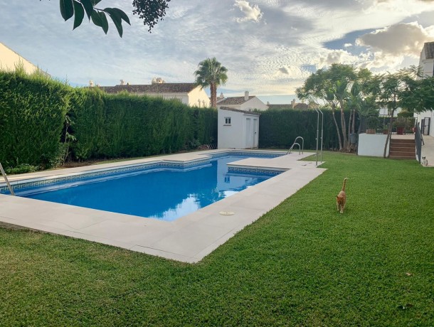Townhouse for sale in San Pedro de Alcántara, Marbella