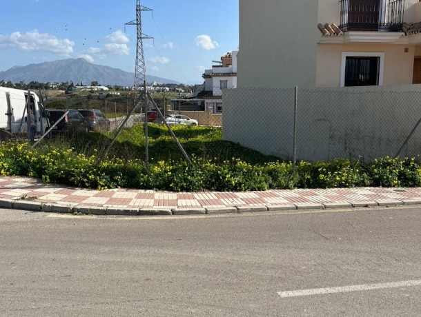 Plot for sale in Cancelada, Marbella