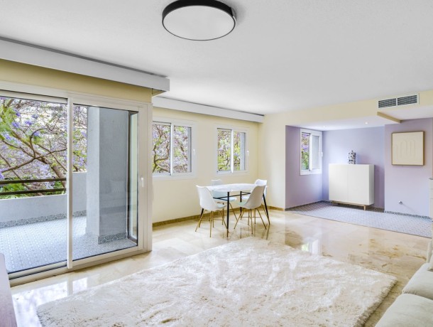 Apartment for sale in Marbella, Marbella