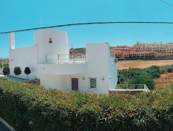 Villa for sale in Estepona, Marbella