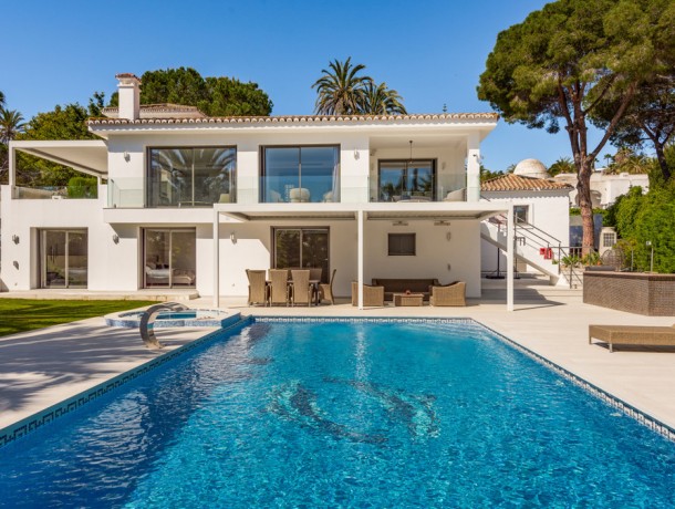 Villa for sale in Marbella, Marbella