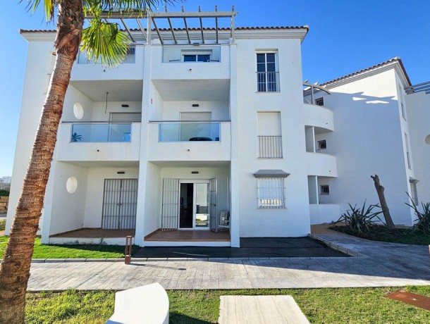Apartment for sale in La Duquesa, Marbella