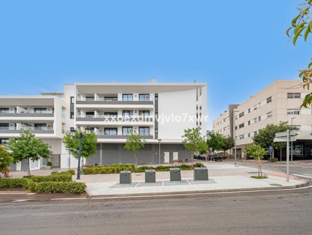 Commercial for sale in San Pedro de Alcántara, Marbella