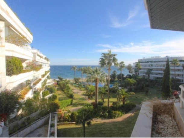 Apartment for sale in The Golden Mile, Marbella