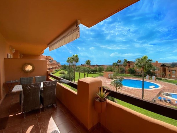 Apartment for sale in Casares, Marbella