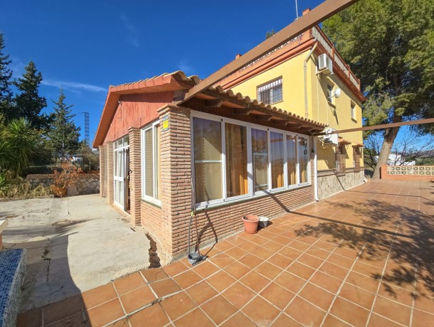 Villa for sale in Coín, Marbella