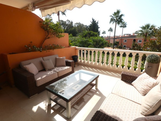 Apartment for sale in New Golden Mile, Marbella
