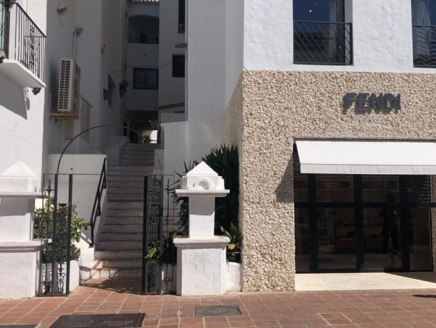 Apartment for sale in Puerto Banús, Marbella