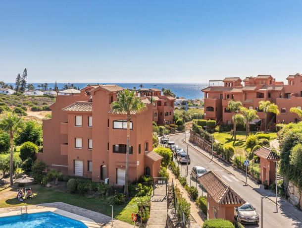 Apartment for sale in Estepona, Marbella