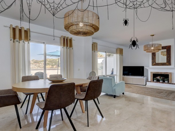 Apartment for sale in Casares, Marbella