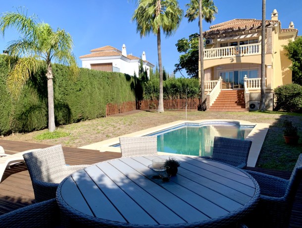 Villa for sale in Mijas Golf, Marbella