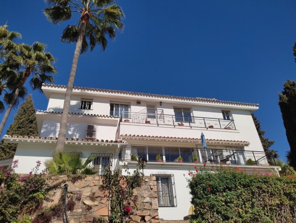 Villa for sale in Mijas Costa, Marbella