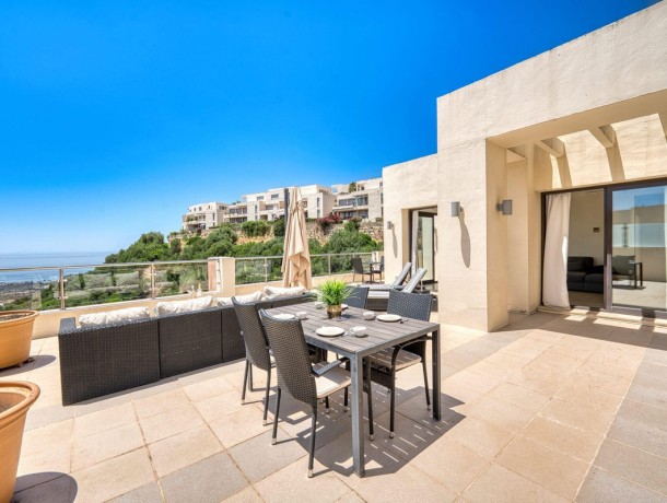 Apartment for sale in Altos de los Monteros, Marbella
