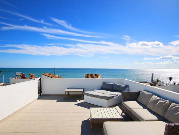 Townhouse for sale in Estepona, Marbella