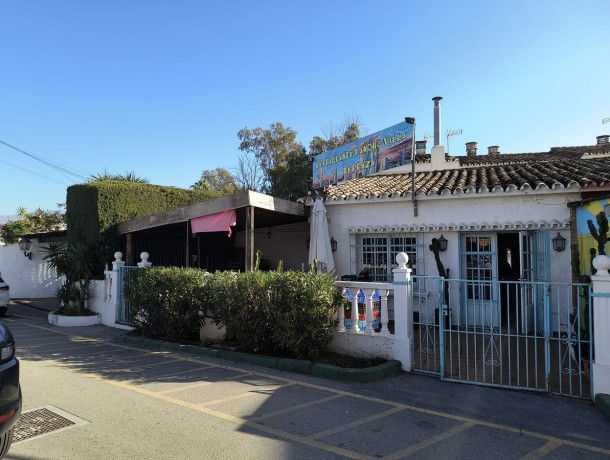 Commercial for sale in Estepona, Marbella