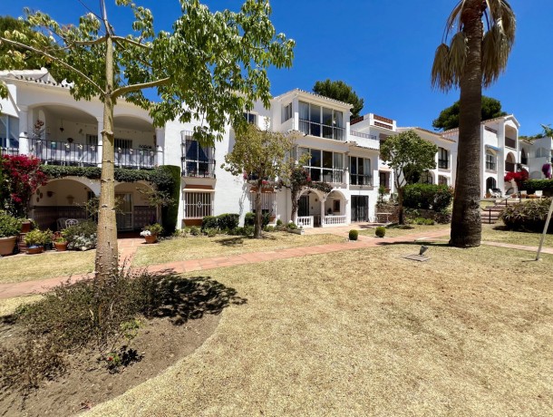 Apartment for sale in Estepona, Marbella